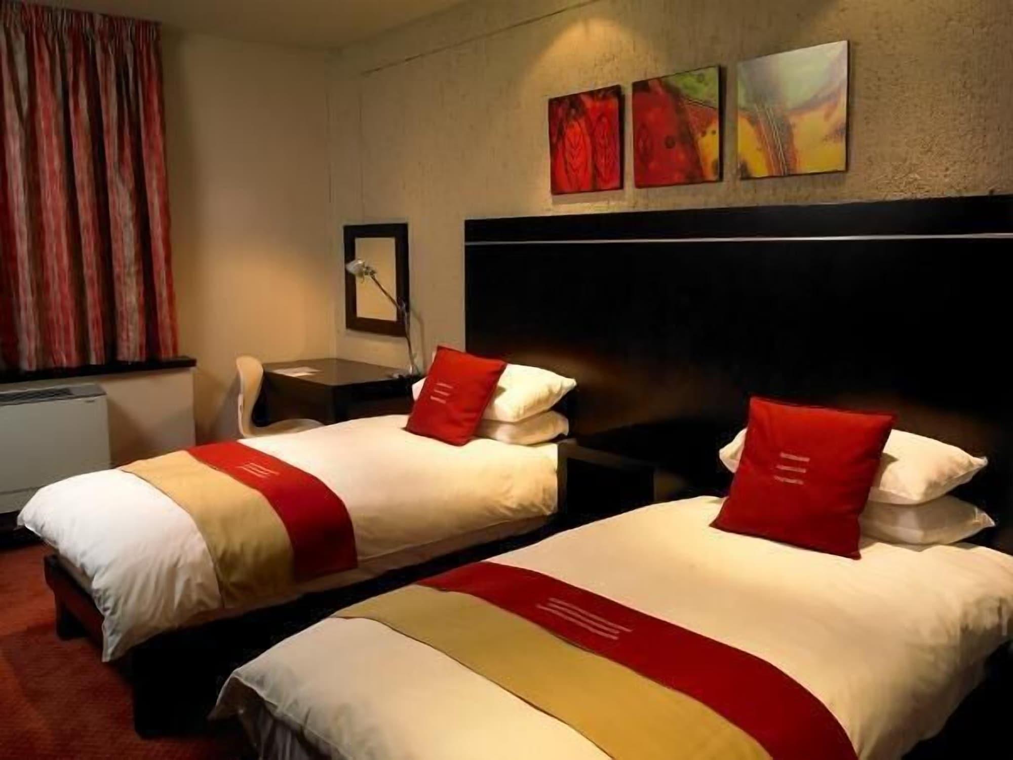 Peermont Metcourt Inn At The Grand Palm, Gaborone Exteriör bild