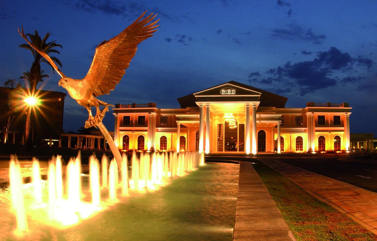 Peermont Metcourt Inn At The Grand Palm, Gaborone Exteriör bild